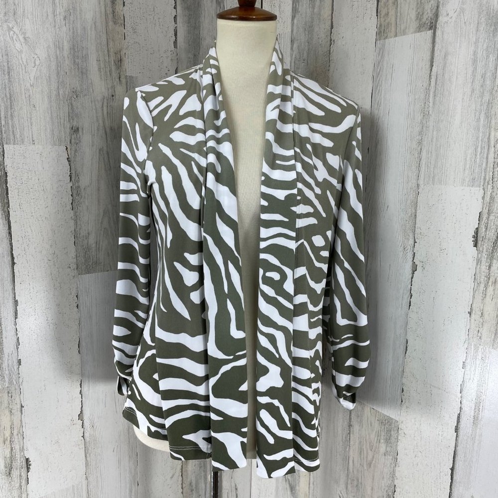 Chico’s Easywear Women's Green Ombre Animal Print 3/4 Sleeve Cardigan Sweater 1